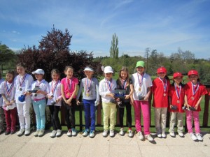 photo 13 Trophée petites golfeuses